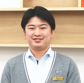 auショップ　野知さん